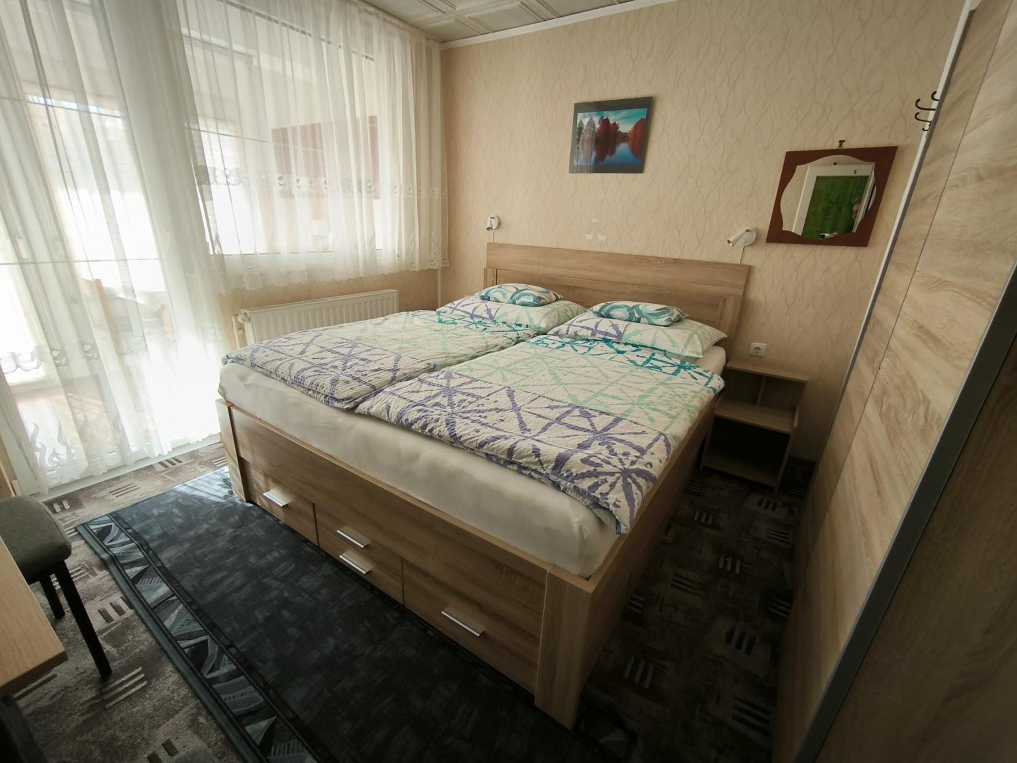 Karolin Apartman บุค ภายนอก รูปภาพ
